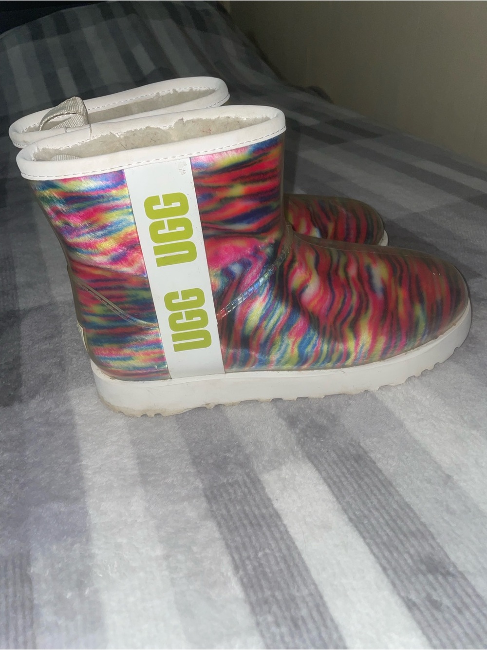 UGG Kids Rainbow Swirl Short Boot in Multicolor